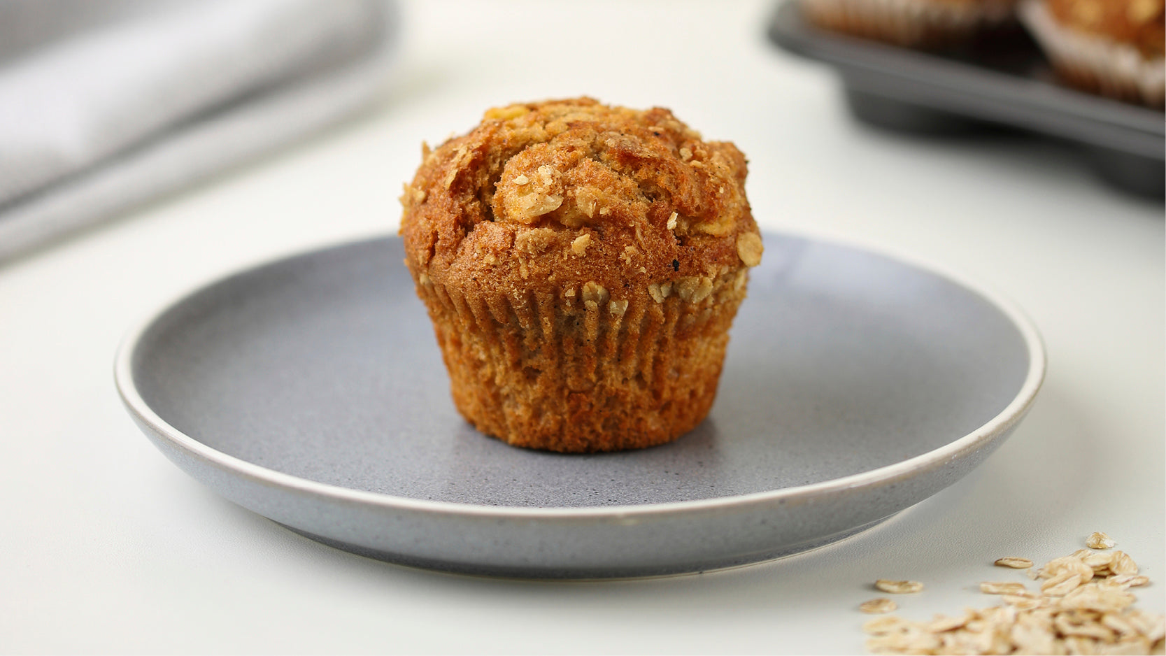 Quick & Healthy Apple Oat Muffins!